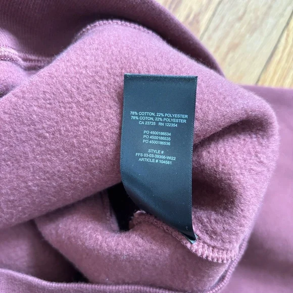 TNA NWT Cozy Fleece Perfect 1/4 Zip Pullover Sweater Sweatfleece Maroon Aritzia - Picture 7 of 7